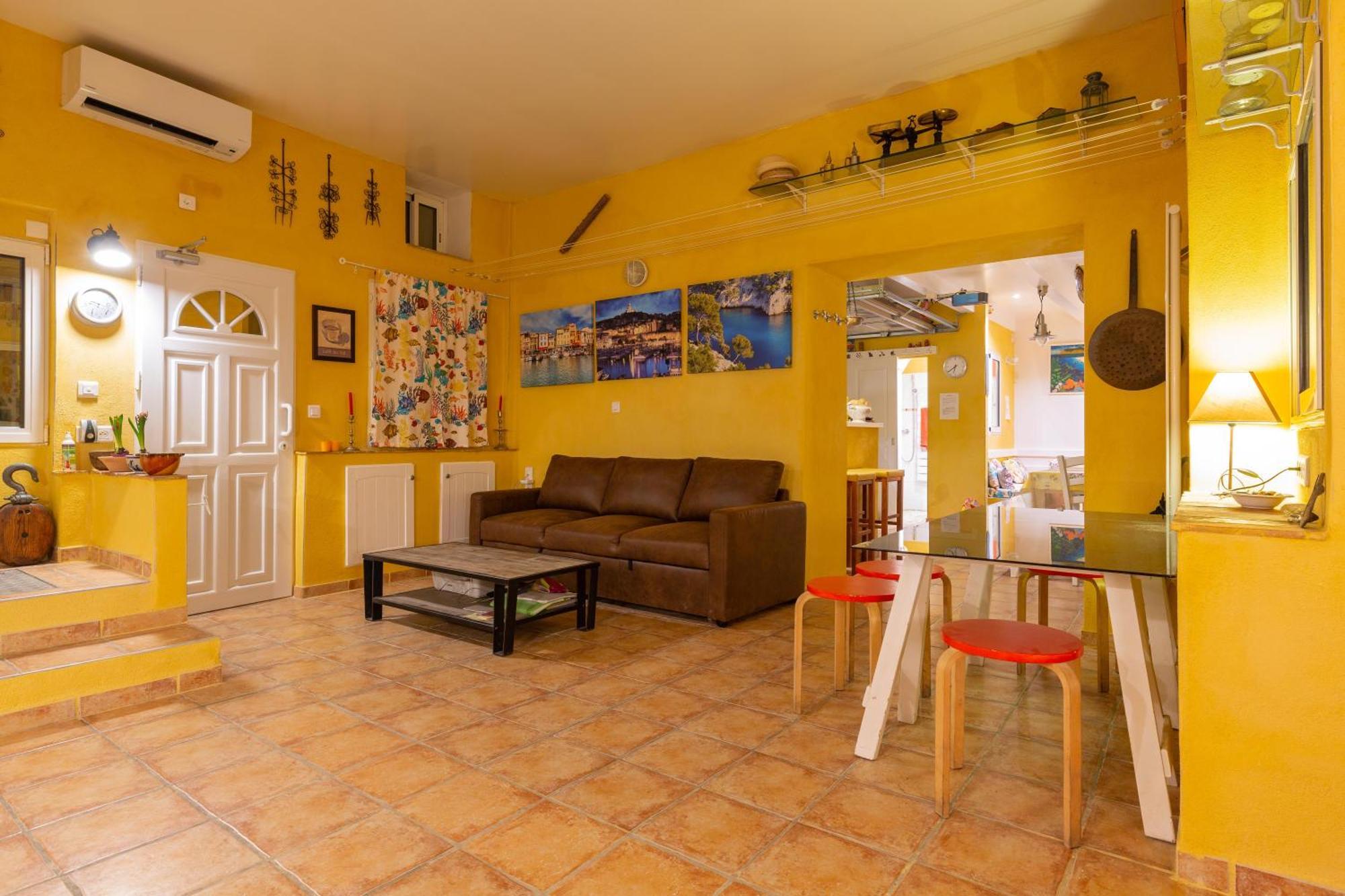 Dorm Hostel Camp Backpackers Marsella Exterior foto